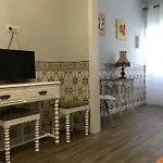 Casa Dos Capinha * 卡尔达斯达·赖尼亚