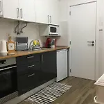 Casa Dos Capinha * 卡尔达斯达·赖尼亚